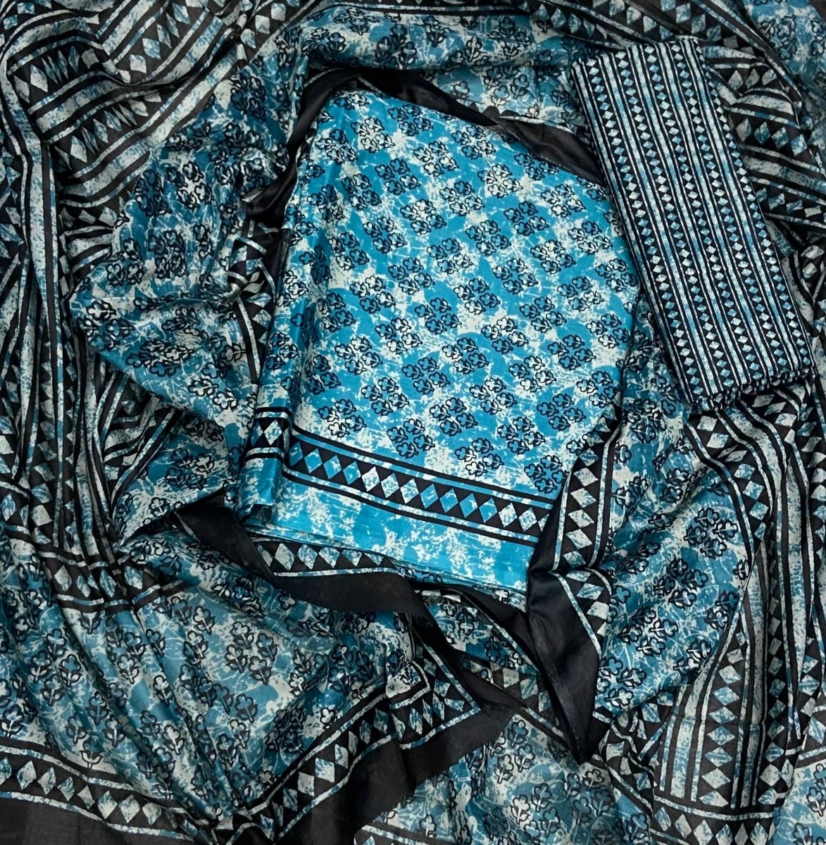 Enchant Cotton Print Suit Set - Yanchi