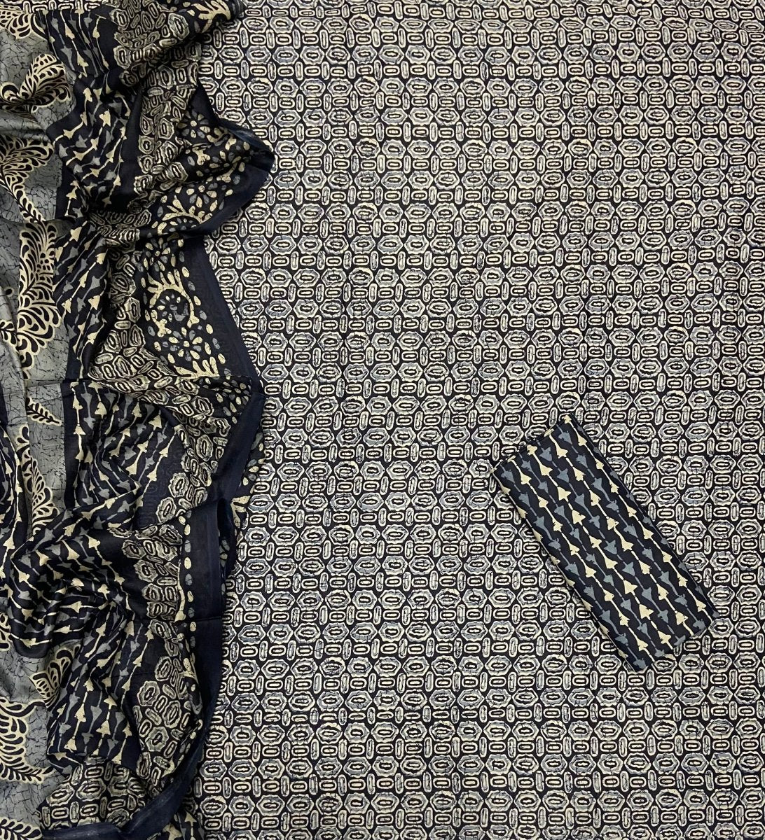 Enchant Cotton Print Suit Set - Yanchi