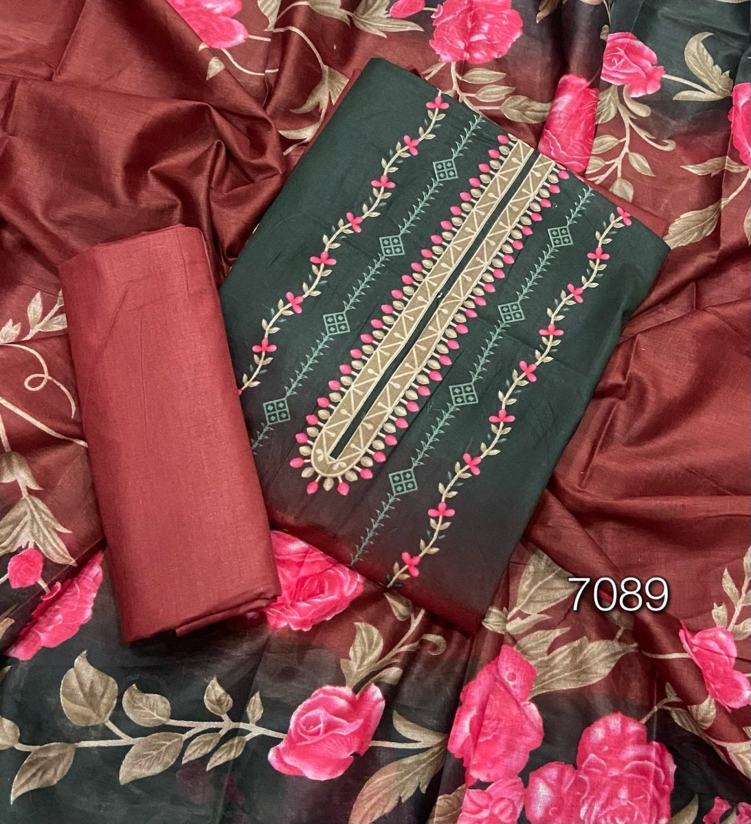 Enchant Cotton Print Suit Set - Yanchi