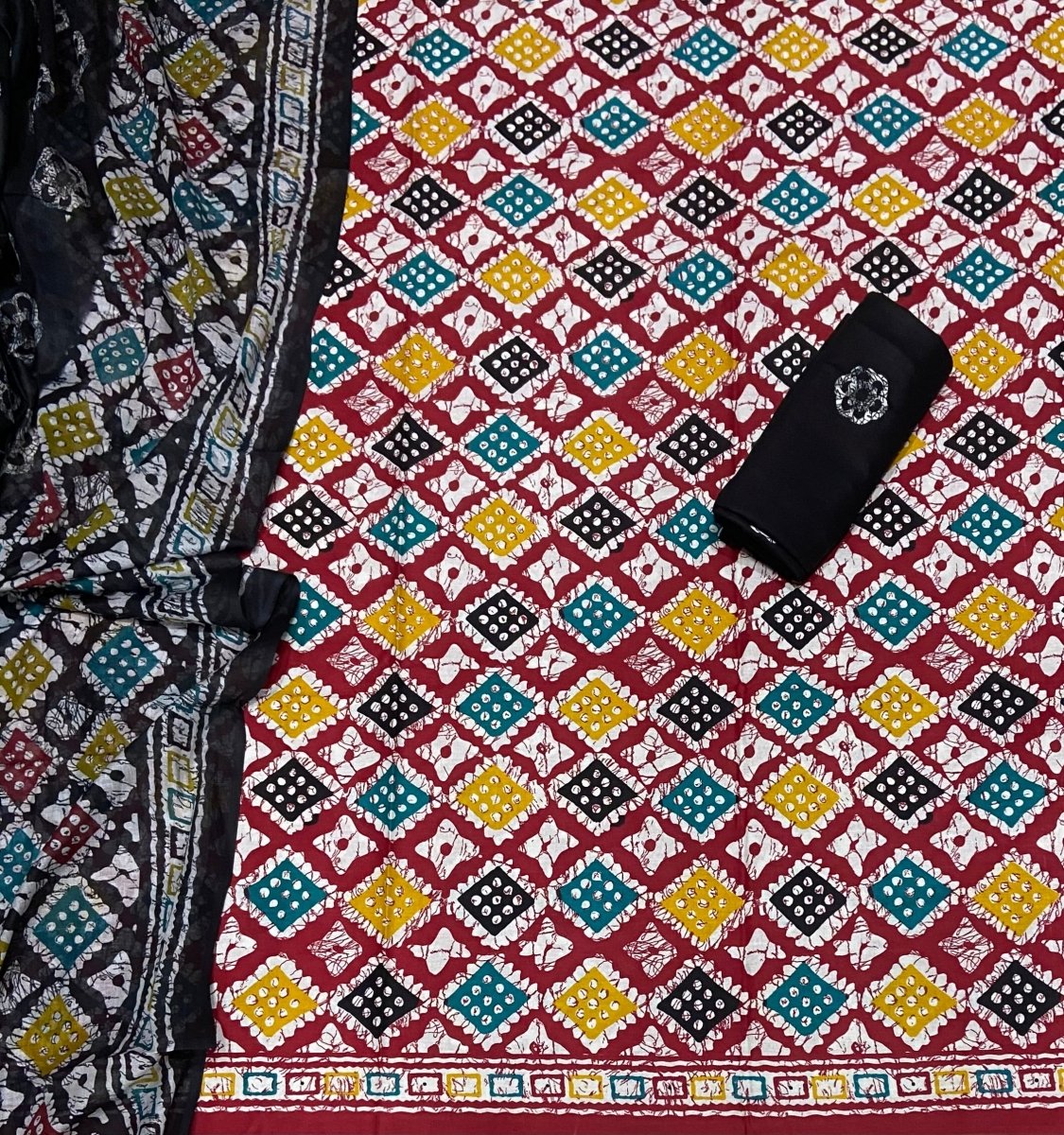 Enchant Cotton Print Suit Set - Yanchi