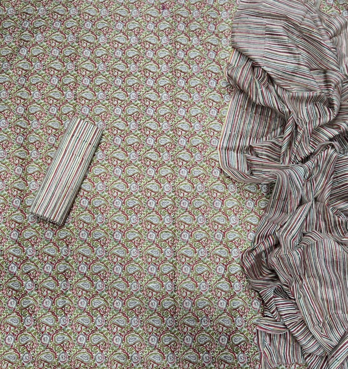 Enchant Cotton Print Suit Set - Yanchi