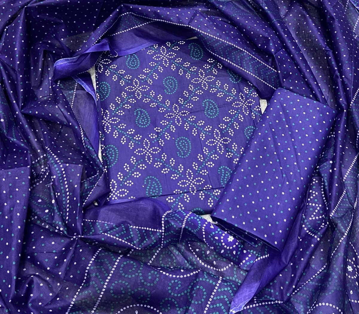 Enchant Cotton Print Suit Set - Yanchi