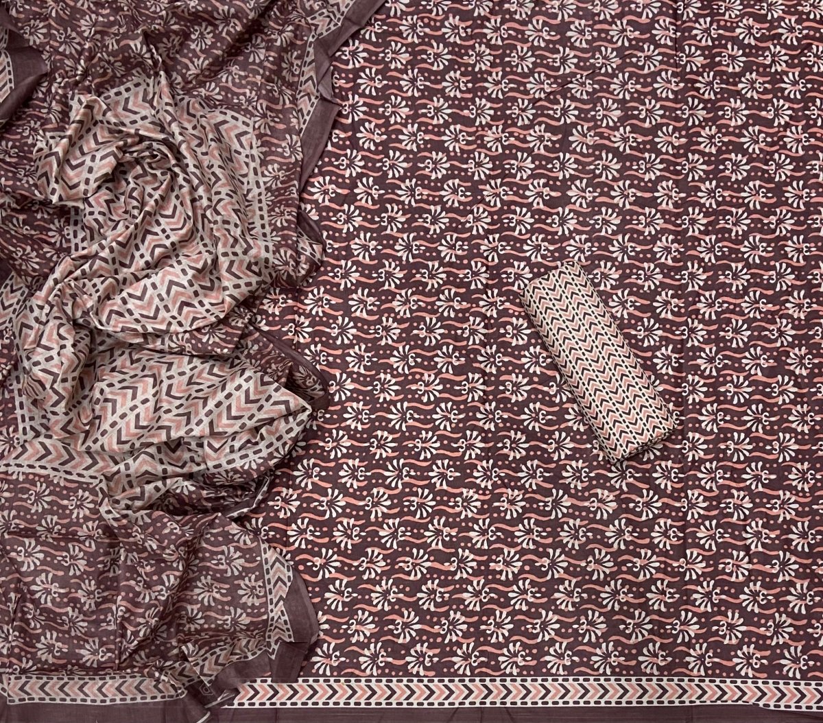 Enchant Cotton Print Suit Set(Maharani) - Yanchi