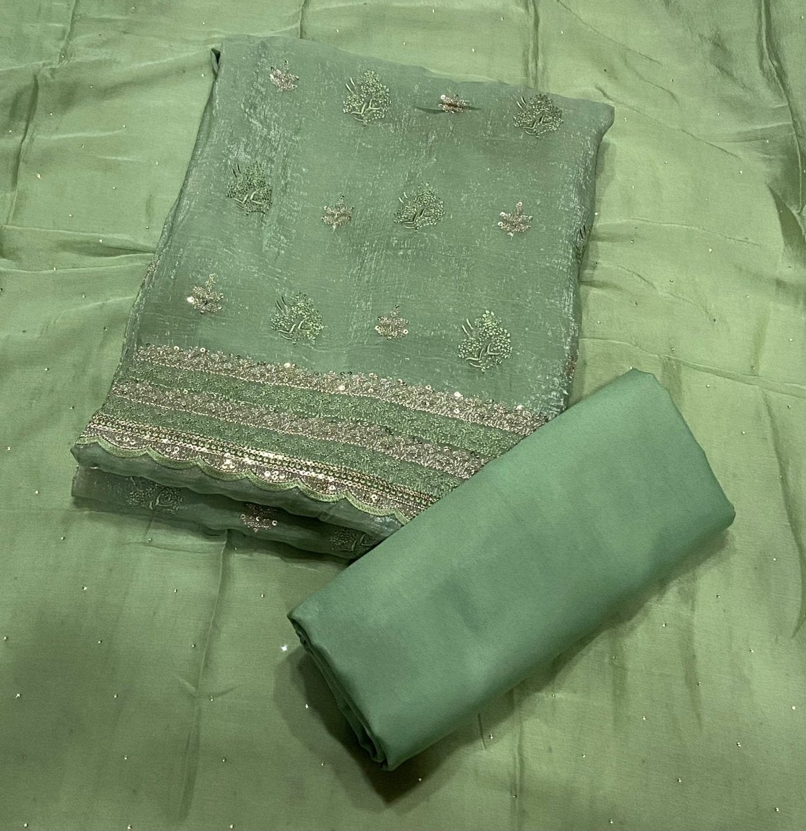 Fancy Crunchy Suit Set with Heavy Zari Thread Work - Yanchi