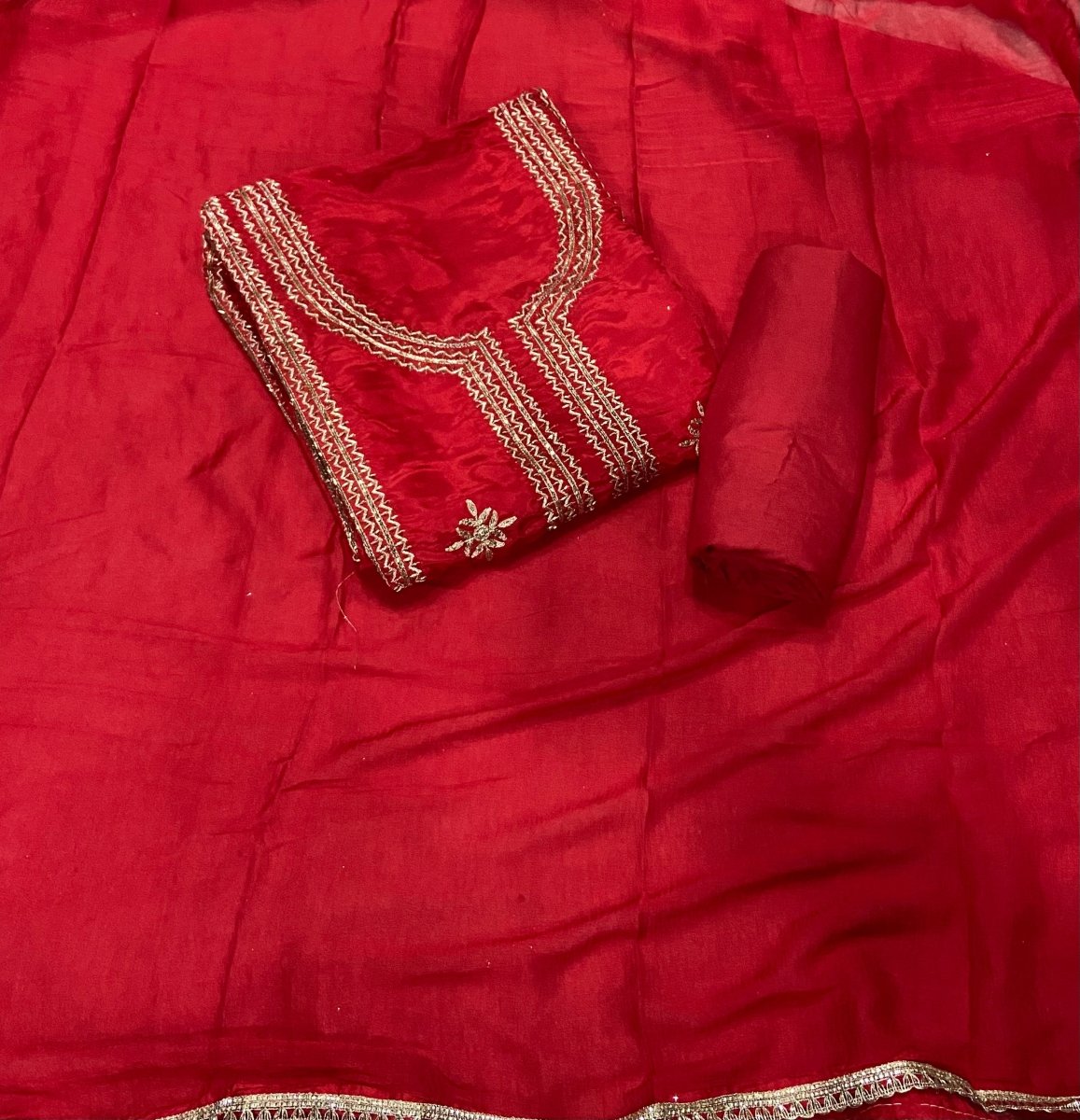 Fancy Glass Organza Suit Set with Cutdana & Zari Work - Yanchi