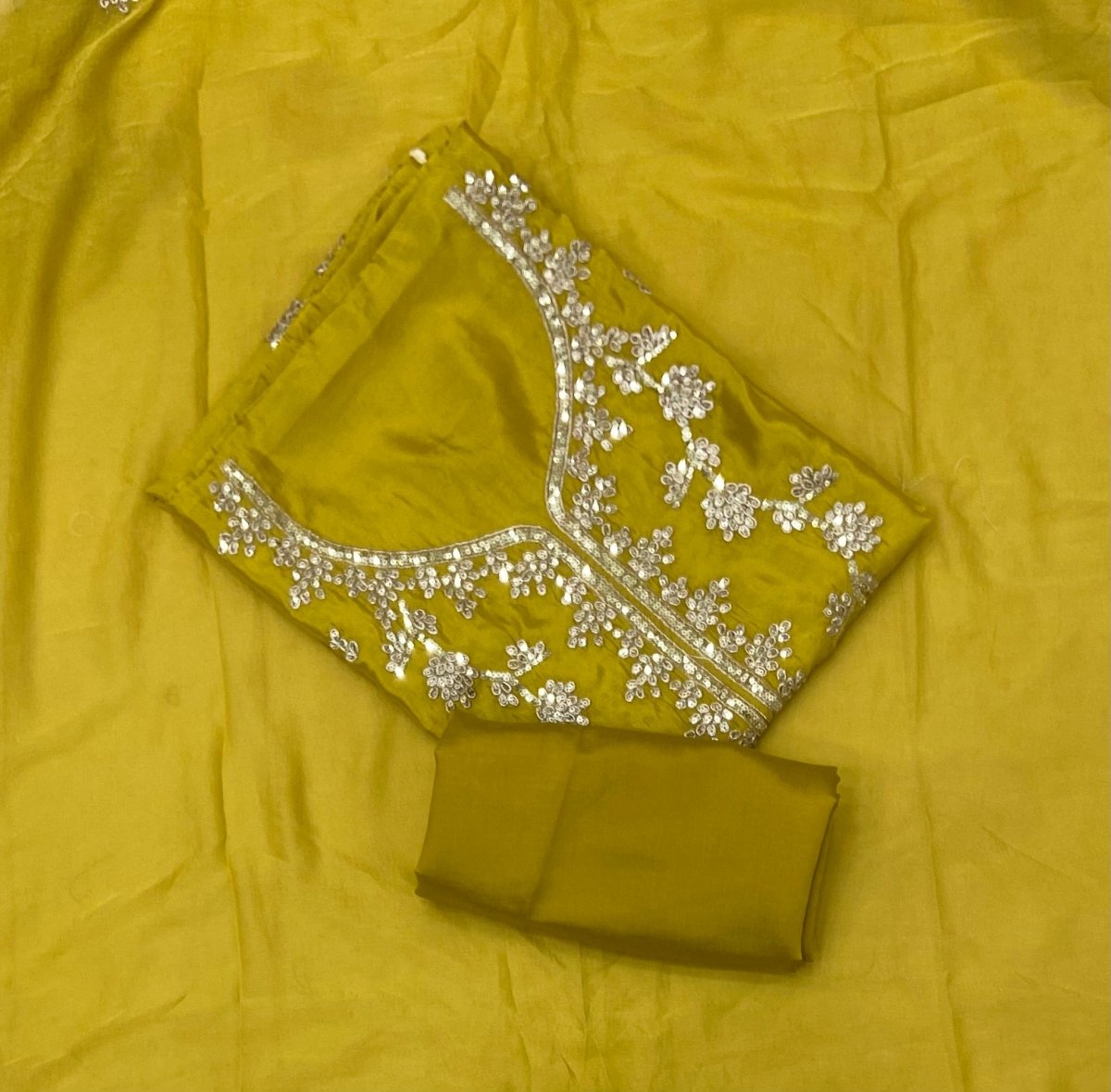 Fancy Glass Organza Suit Set with Heavy Sequins & Zari Work - Yanchi