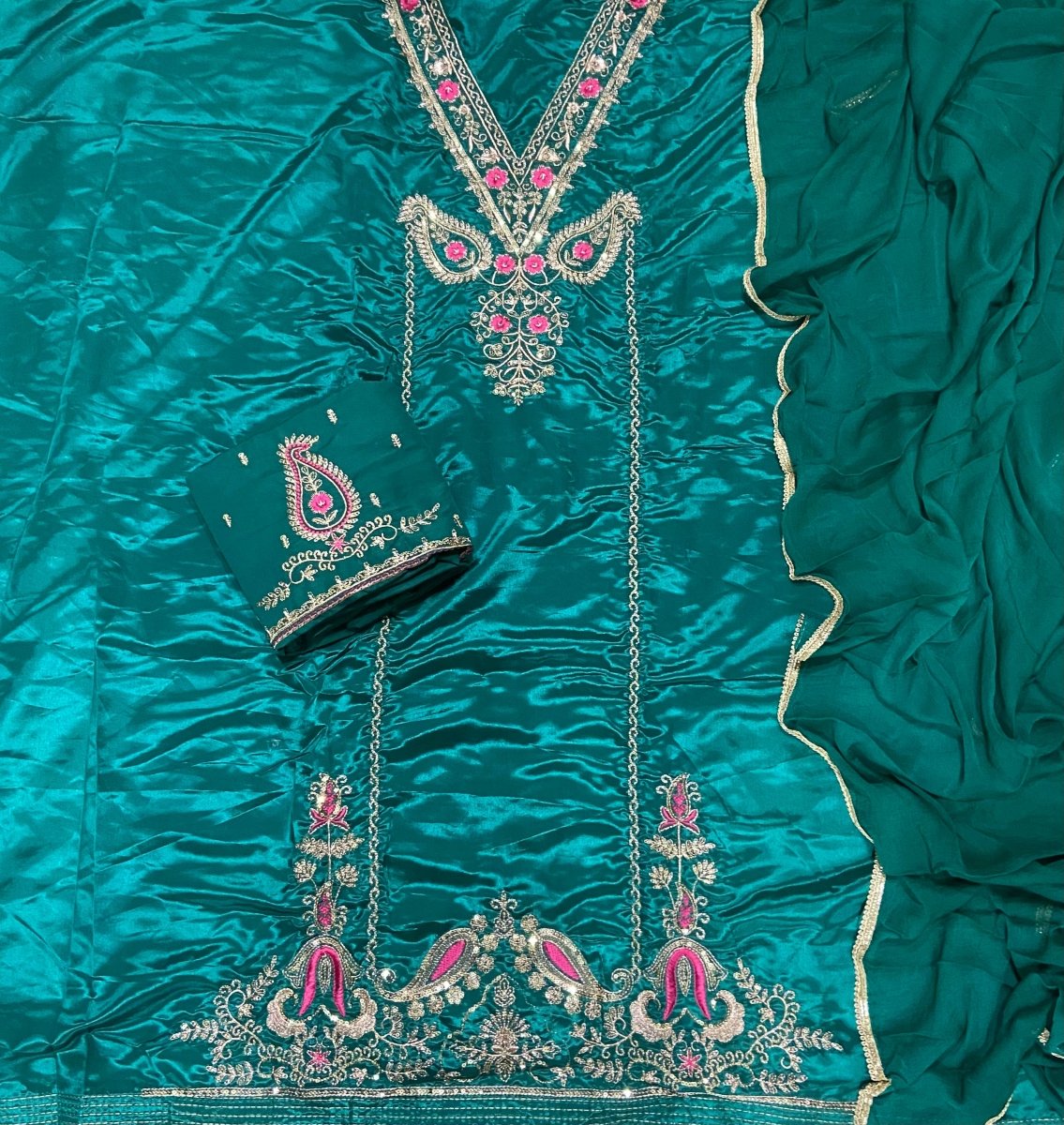 Fancy Glass Organza Suit Set with Heavy Zari Thread & Sequins Work - Yanchi