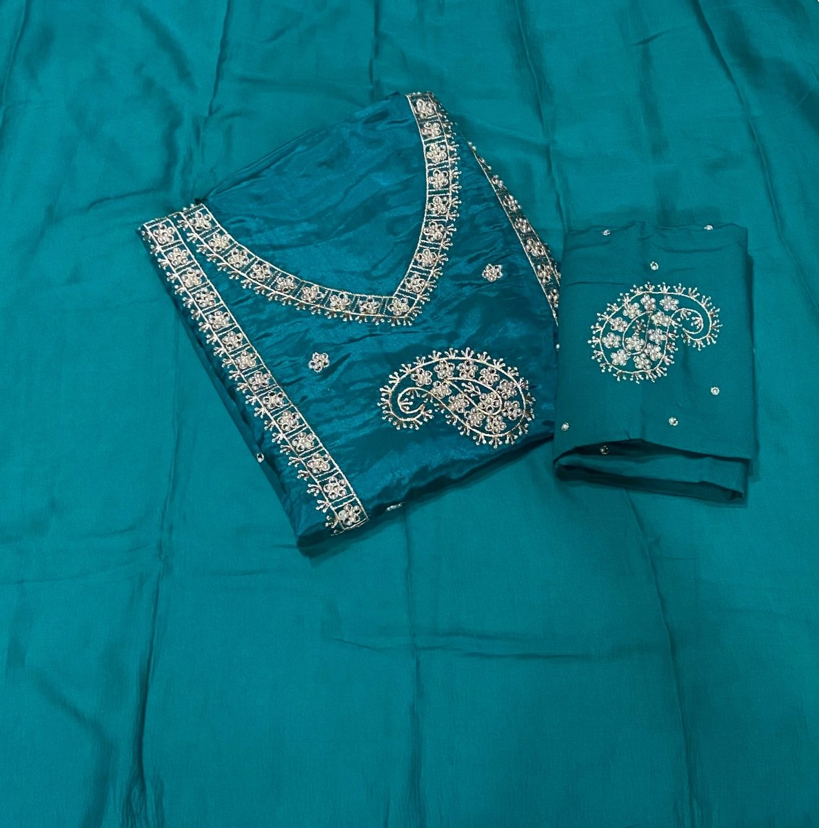 Fancy Glass Organza Suit Set with Zari Hand Work - Yanchi