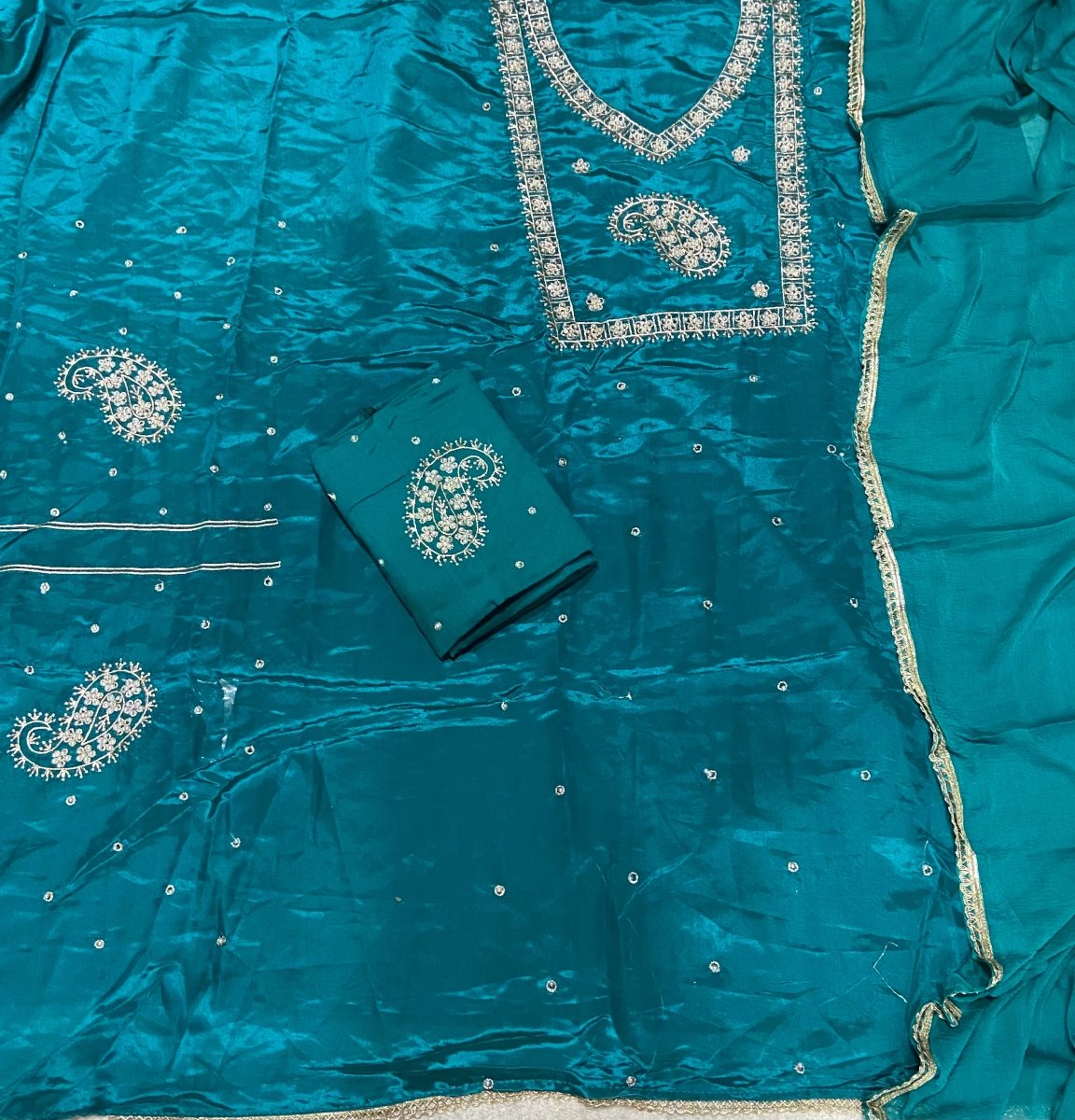 Fancy Glass Organza Suit Set with Zari Hand Work - Yanchi