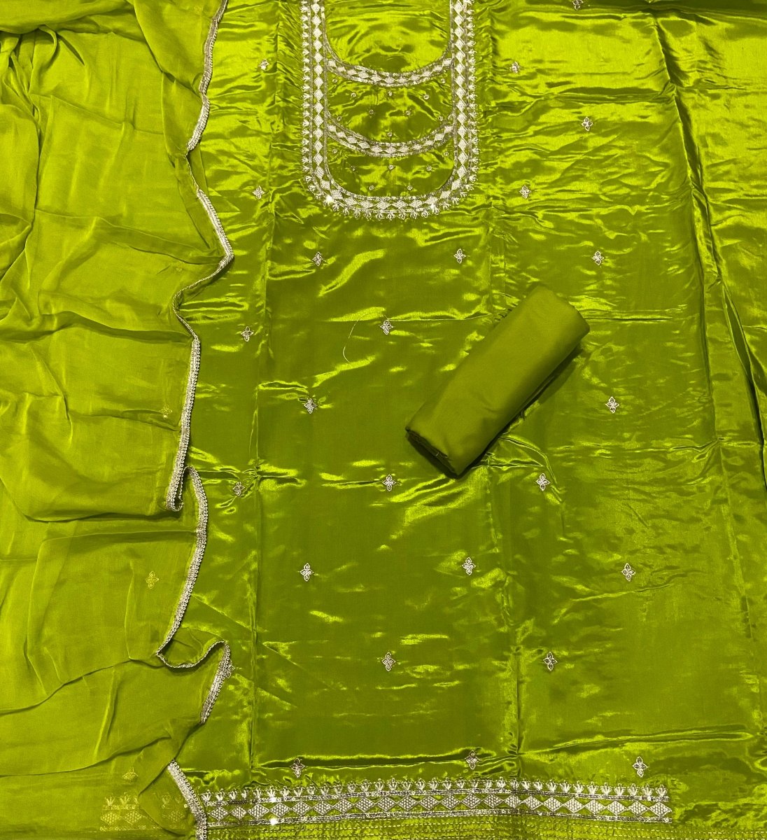 Fancy Glass Organza Suit Set with Zari Thread & Sequins Work - Yanchi