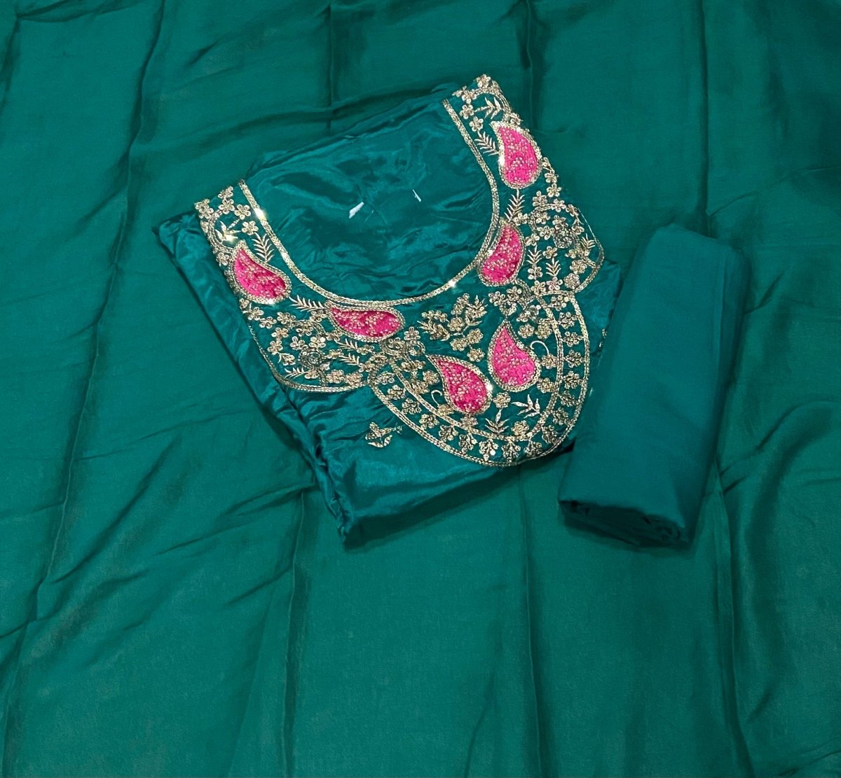 Fancy Glass Organza Suit Set with Zari Thread & Sequins Work - Yanchi