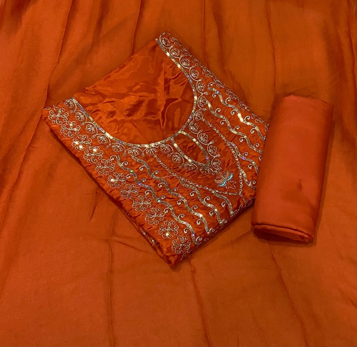 Fancy Glass Organza Suit Set with Zari Thread & Sequins Work - Yanchi