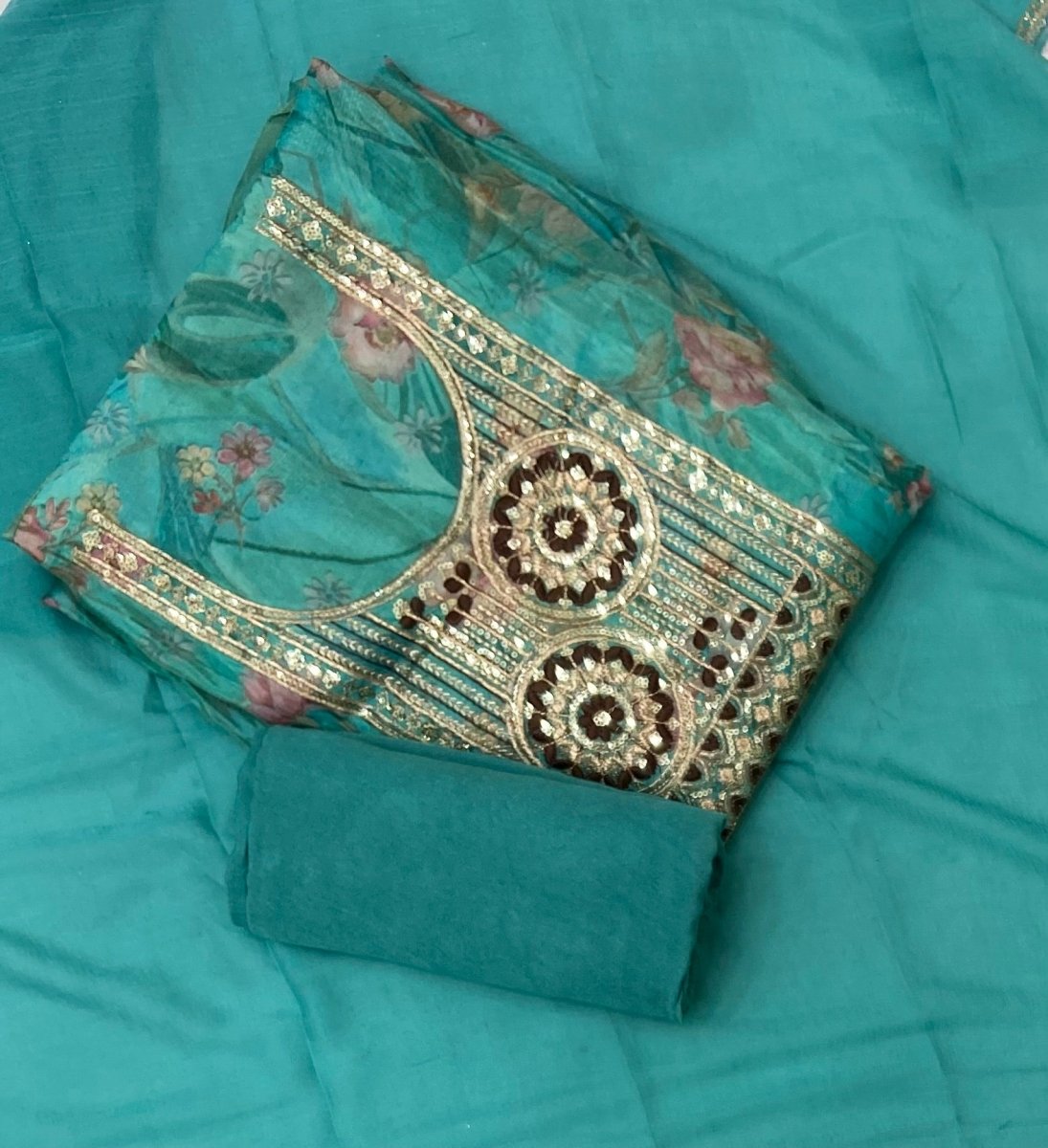 Fancy Shimmer Silk Suit Set with Heavy Zari Thread Work - Yanchi