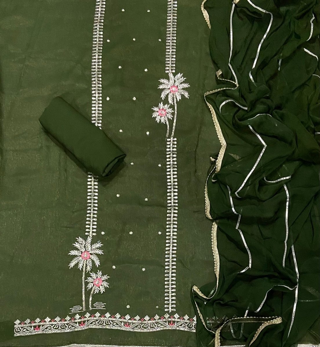 Fancy Shimmer Suit Set with Sequins & Zari Work - Yanchi