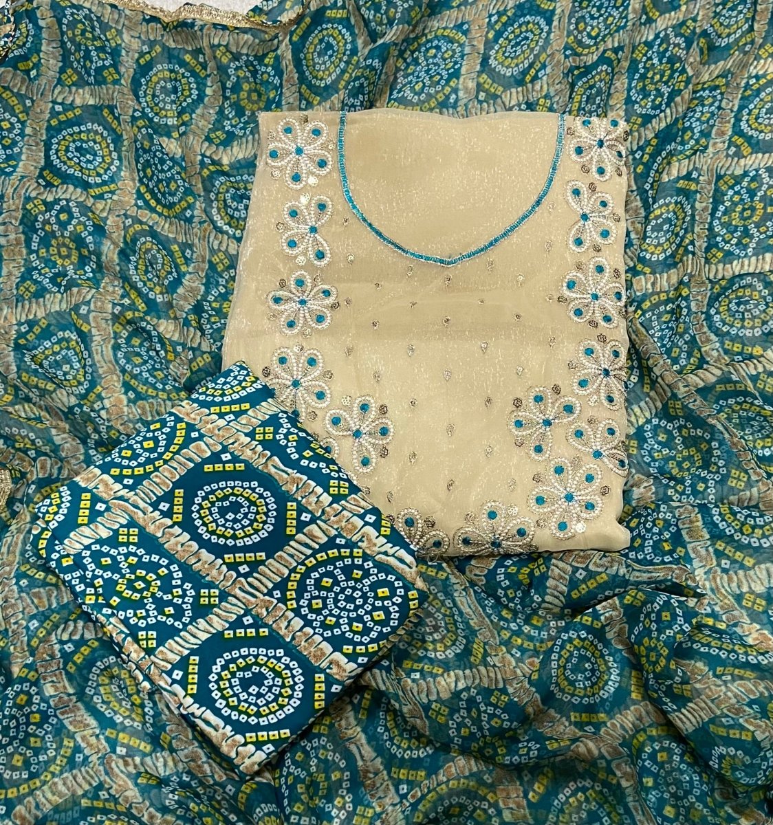 Fancy Shimmer Suit Set with Zari & Sequins Work - Yanchi