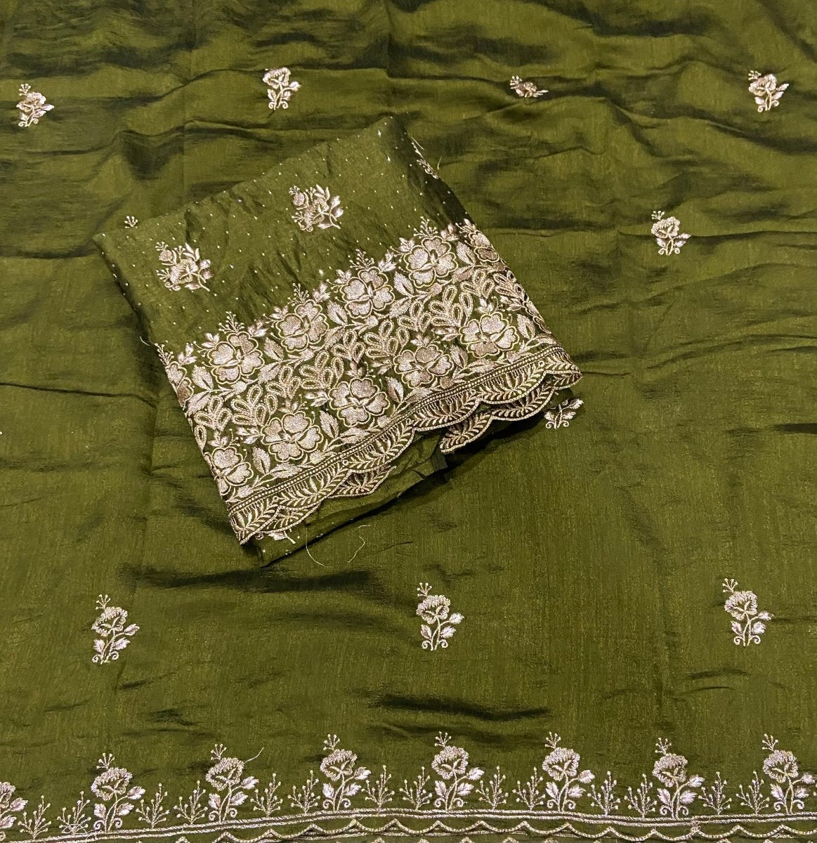 Fancy Zomato Suit Set with Heavy Zari Thread Work - Yanchi