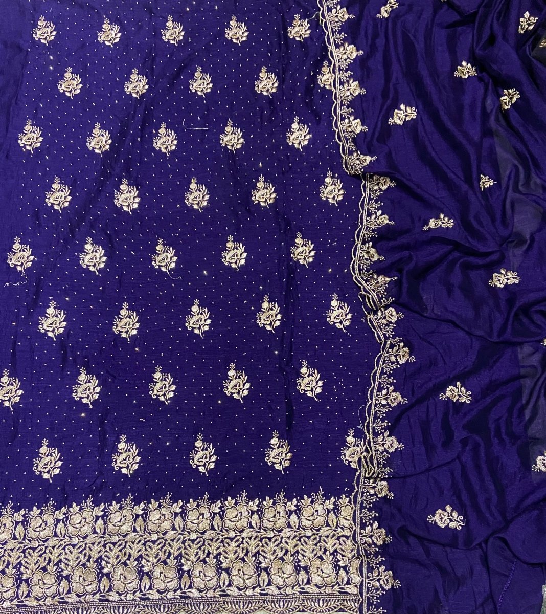 Fancy Zomato Suit Set with Heavy Zari Thread Work - Yanchi