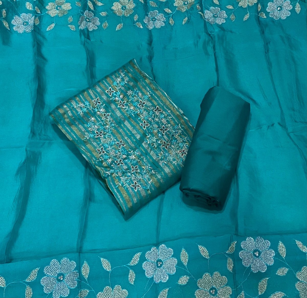 Ganga S2470 (Theodora) - Yanchi