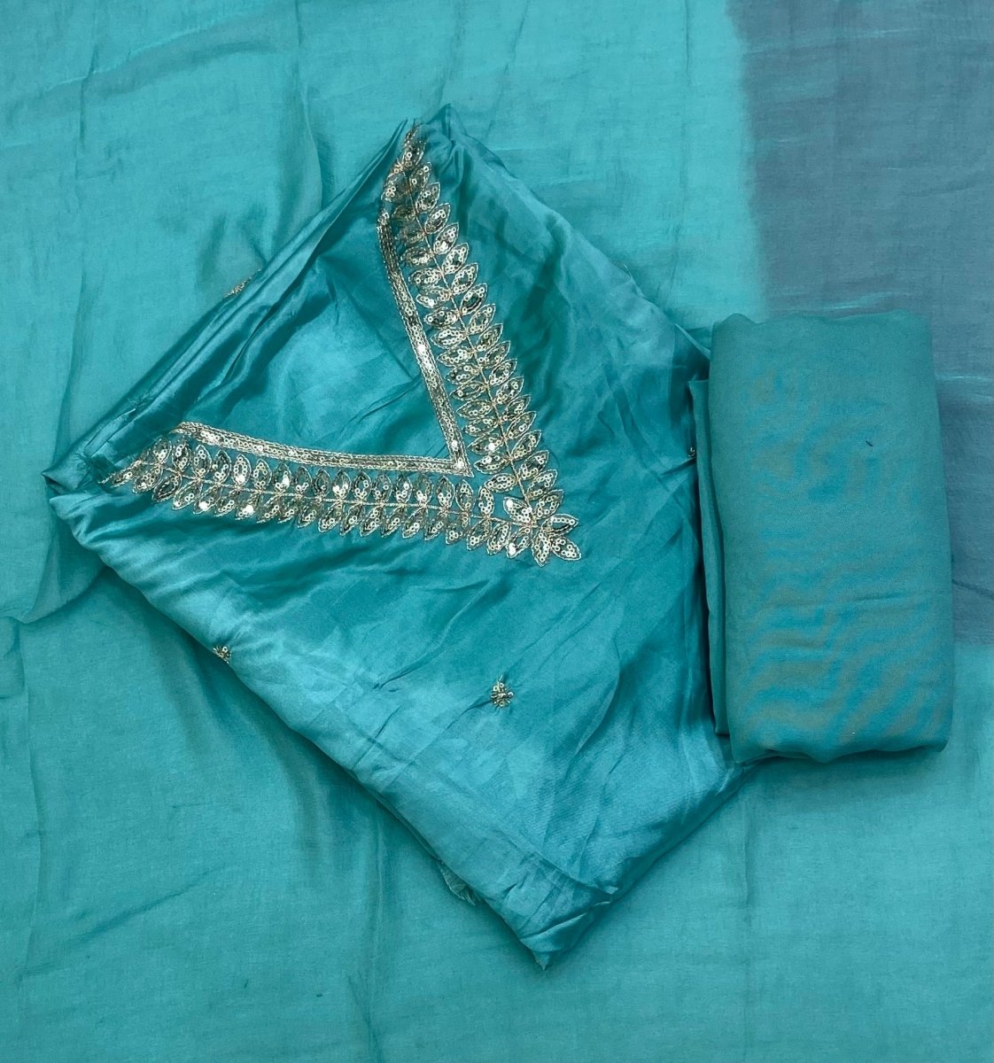 Glass Organza Suit Set with Sequins & Zari Work - Yanchi
