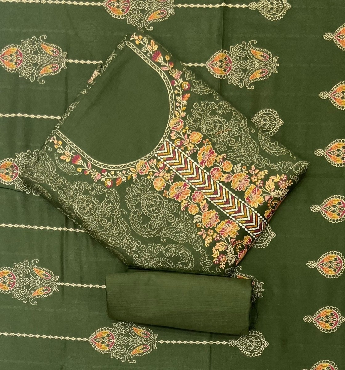 HK Acrowool Winter Suit Set (Moscow) - Yanchi