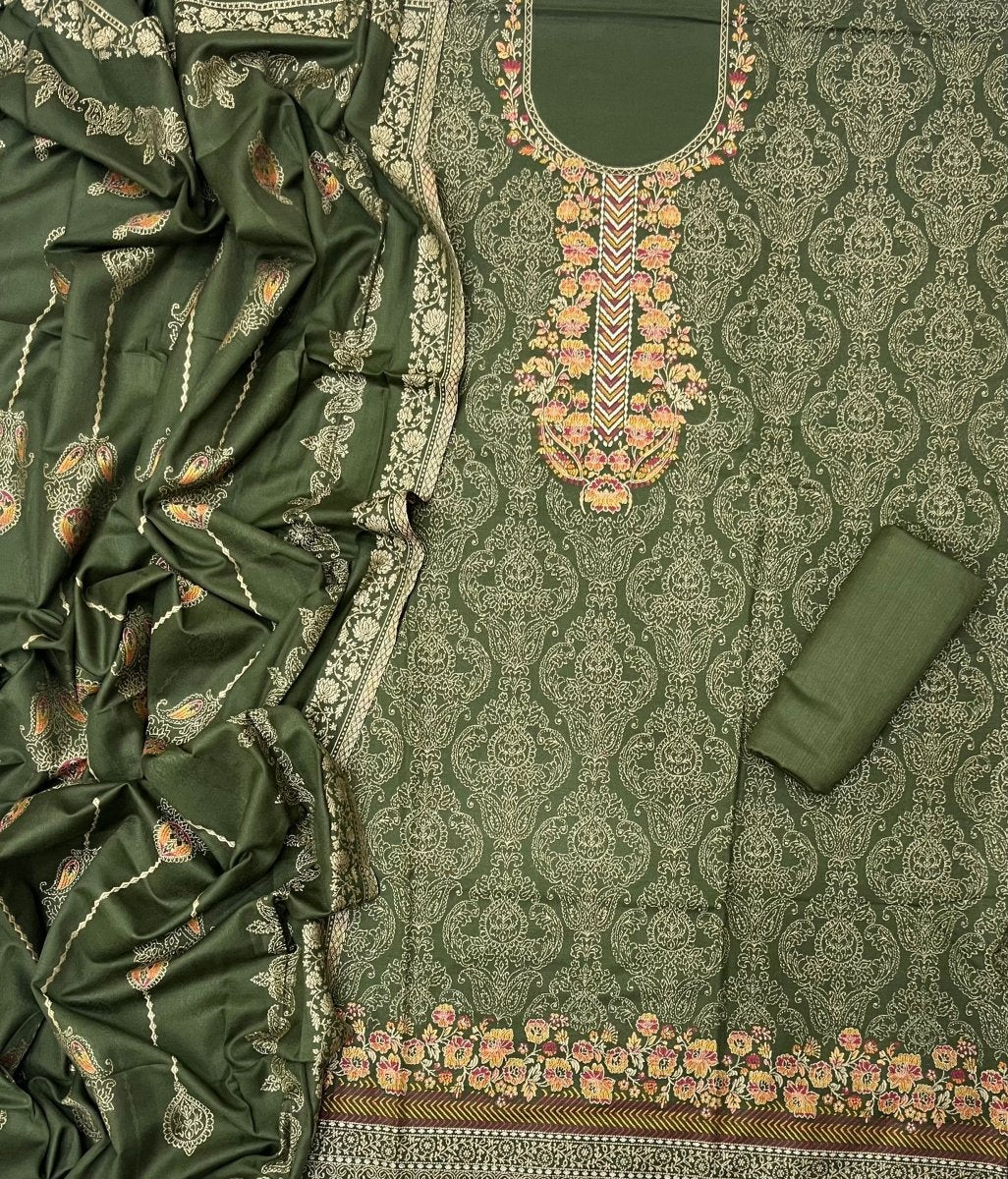 HK Acrowool Winter Suit Set (Moscow) - Yanchi