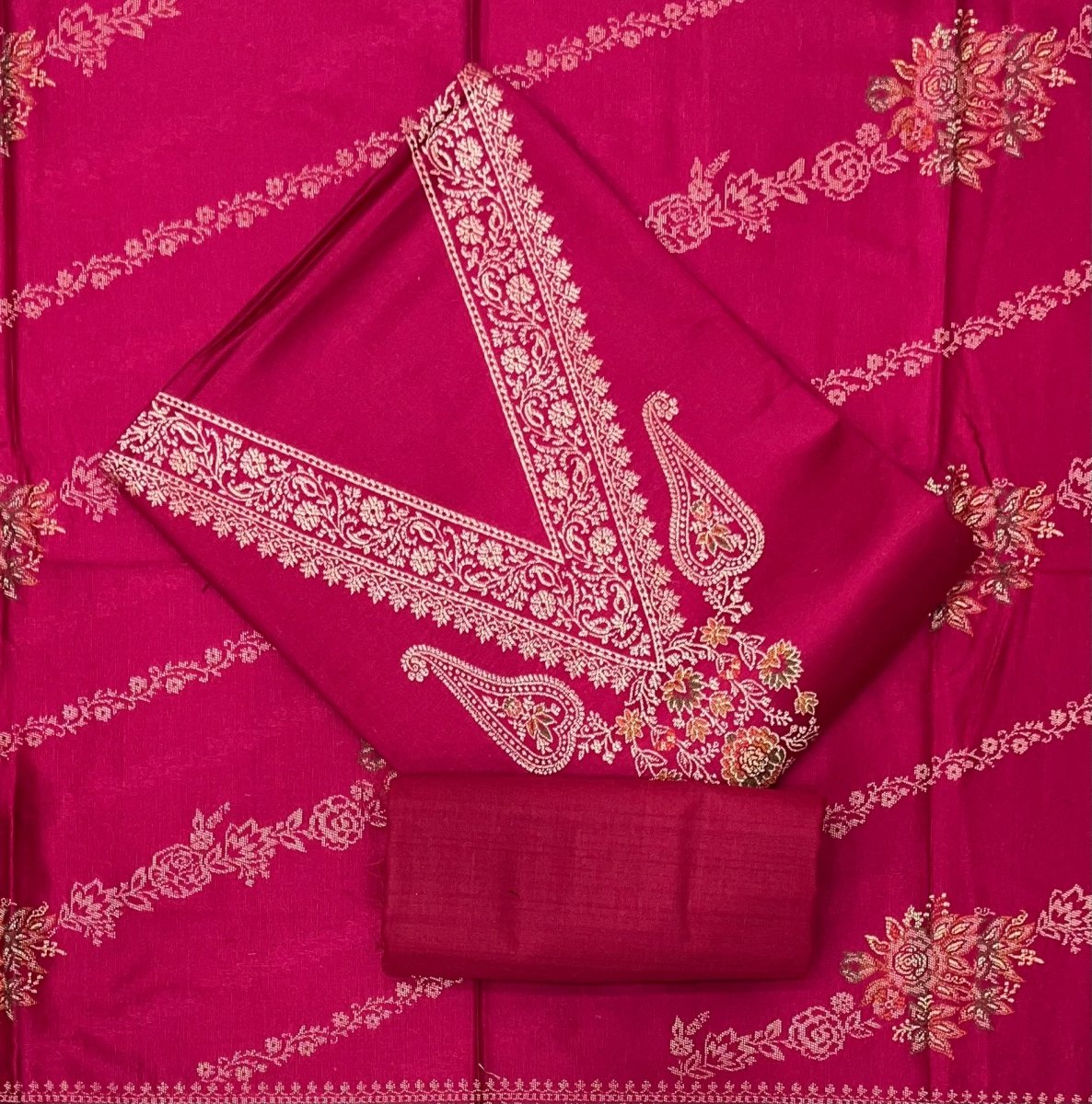 HK Acrowool Winter Suit Set (Pallavi) - Yanchi