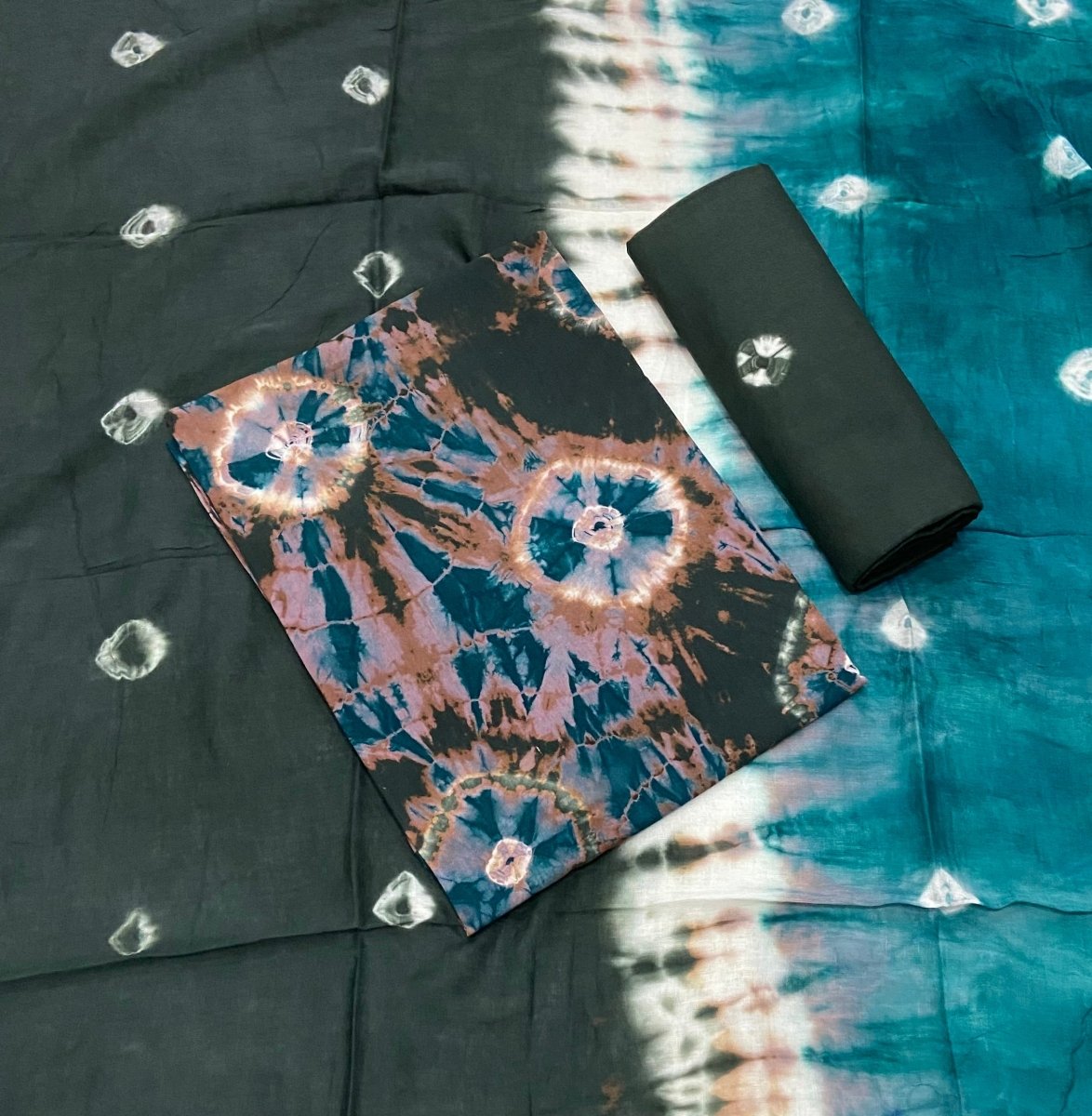 Matching Classic Tie Dye Suit - Yanchi