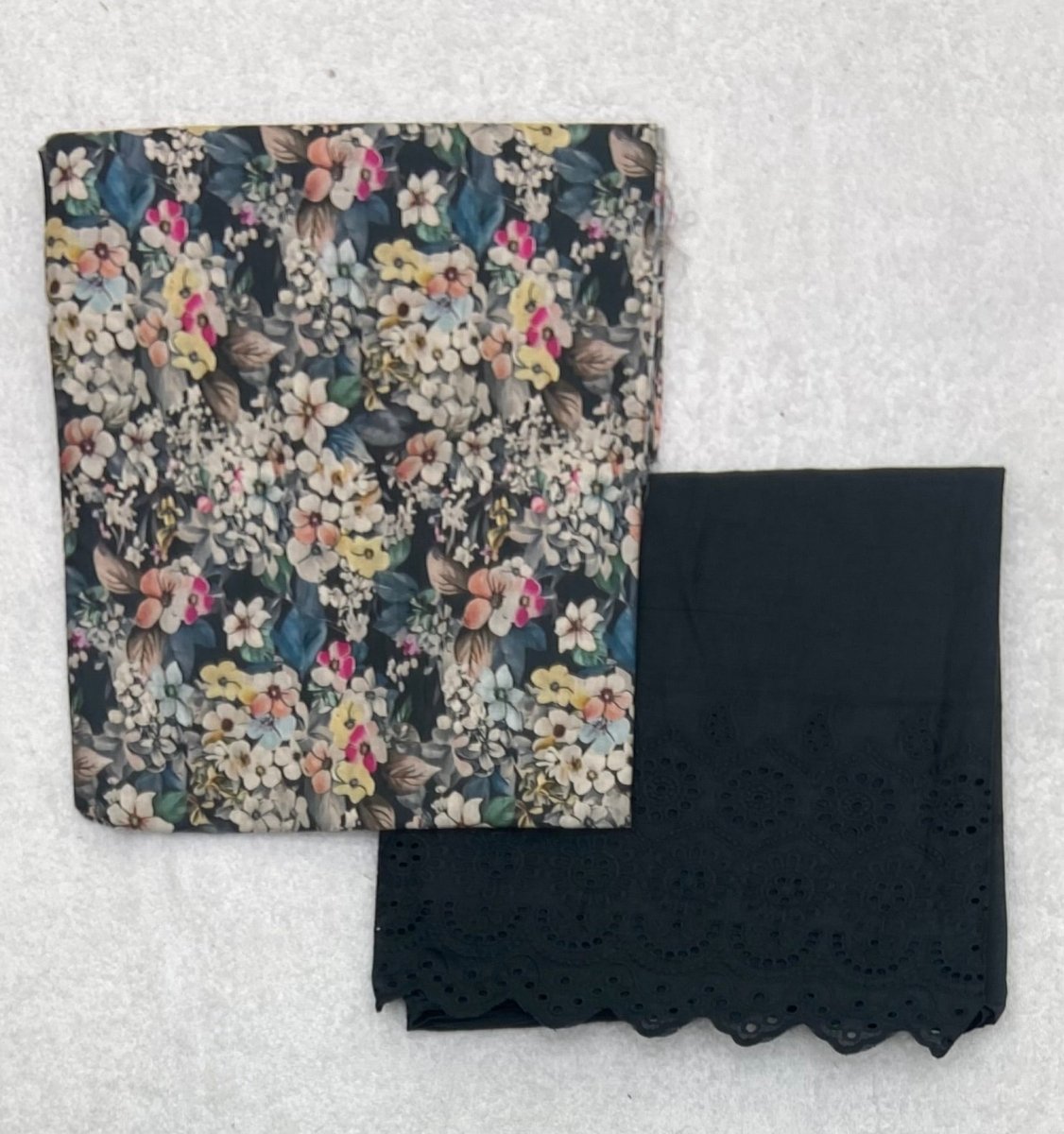 Noorani Cambric Top & Chikankari Pant - Yanchi