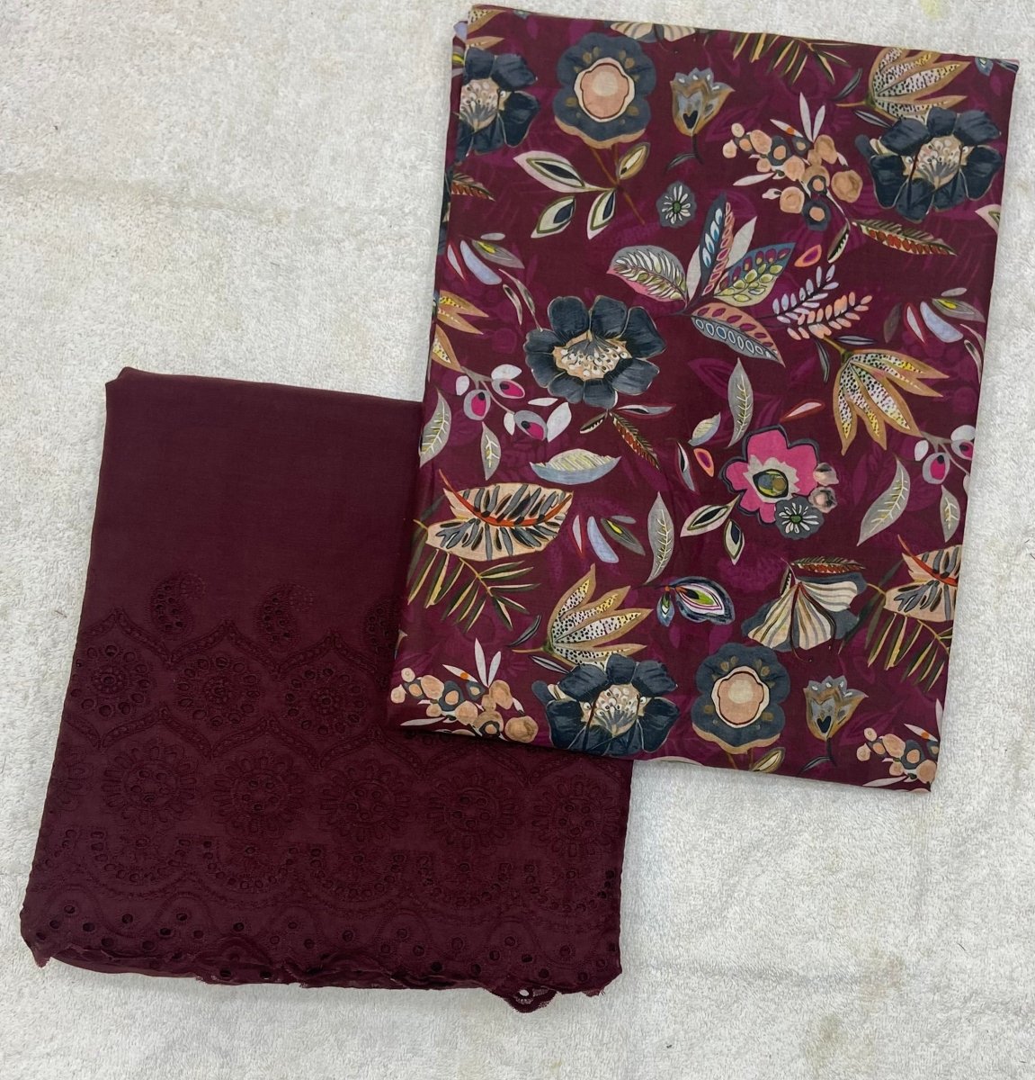 Noorani Cambric Top & Chikankari Pant - Yanchi