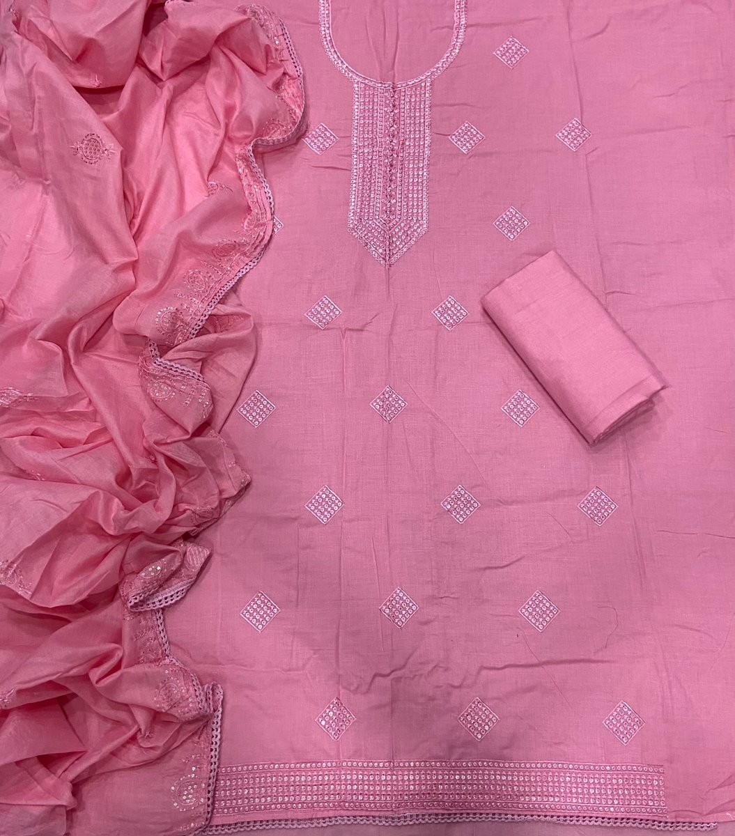 Premium Chikankari Pure Cotton Suit Set - Yanchi