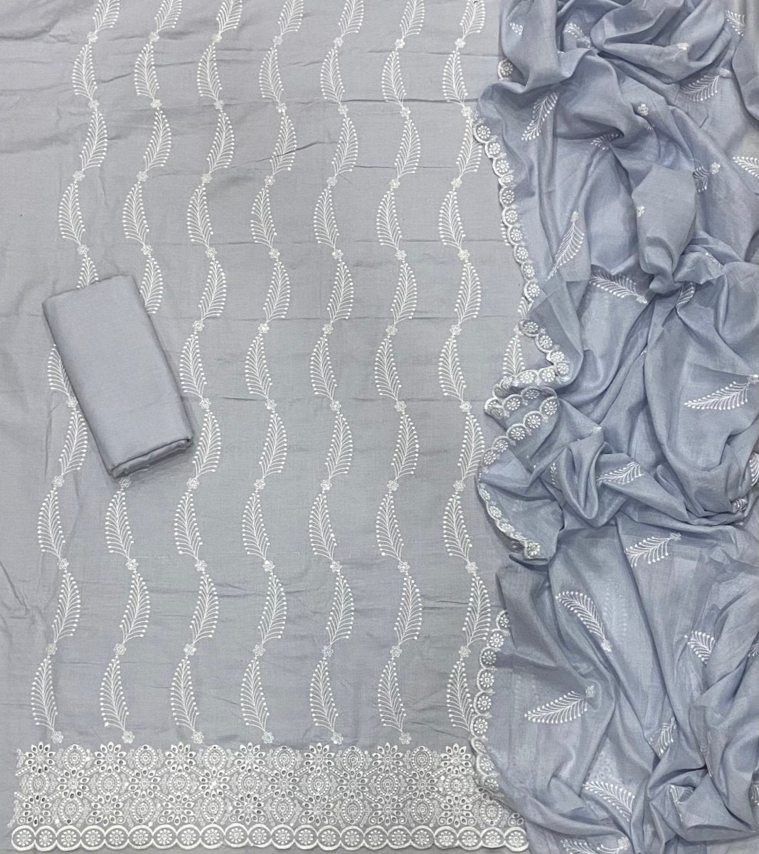 Premium Chikankari Pure Cotton Suit Set - Yanchi