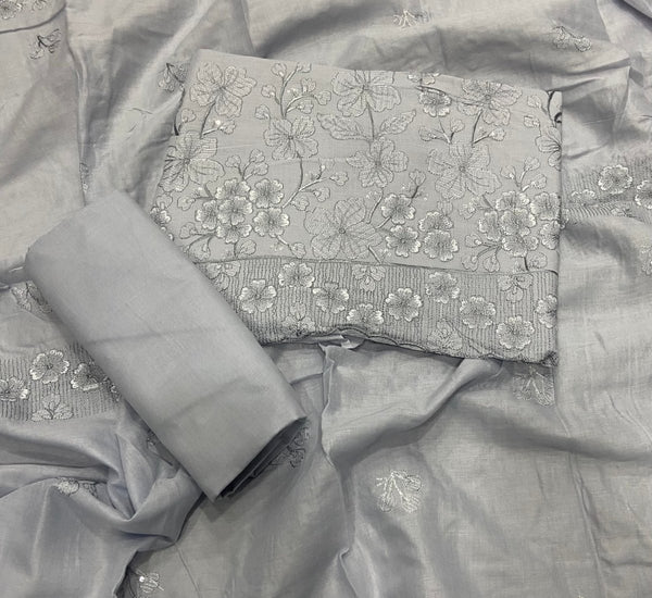 Premium Chikankari Pure Cotton Suit Set - Yanchi