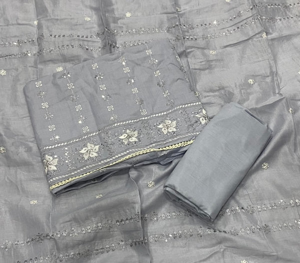 Premium Chikankari Pure Cotton Suit Set - Yanchi