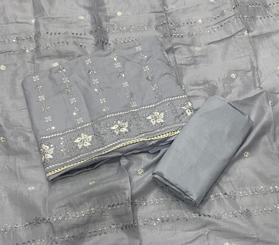 Premium Chikankari Pure Cotton Suit Set - Yanchi
