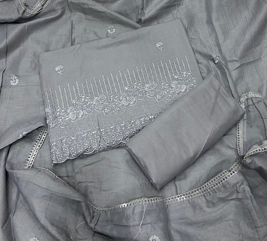 Premium Chikankari Pure Cotton Suit Set - Yanchi