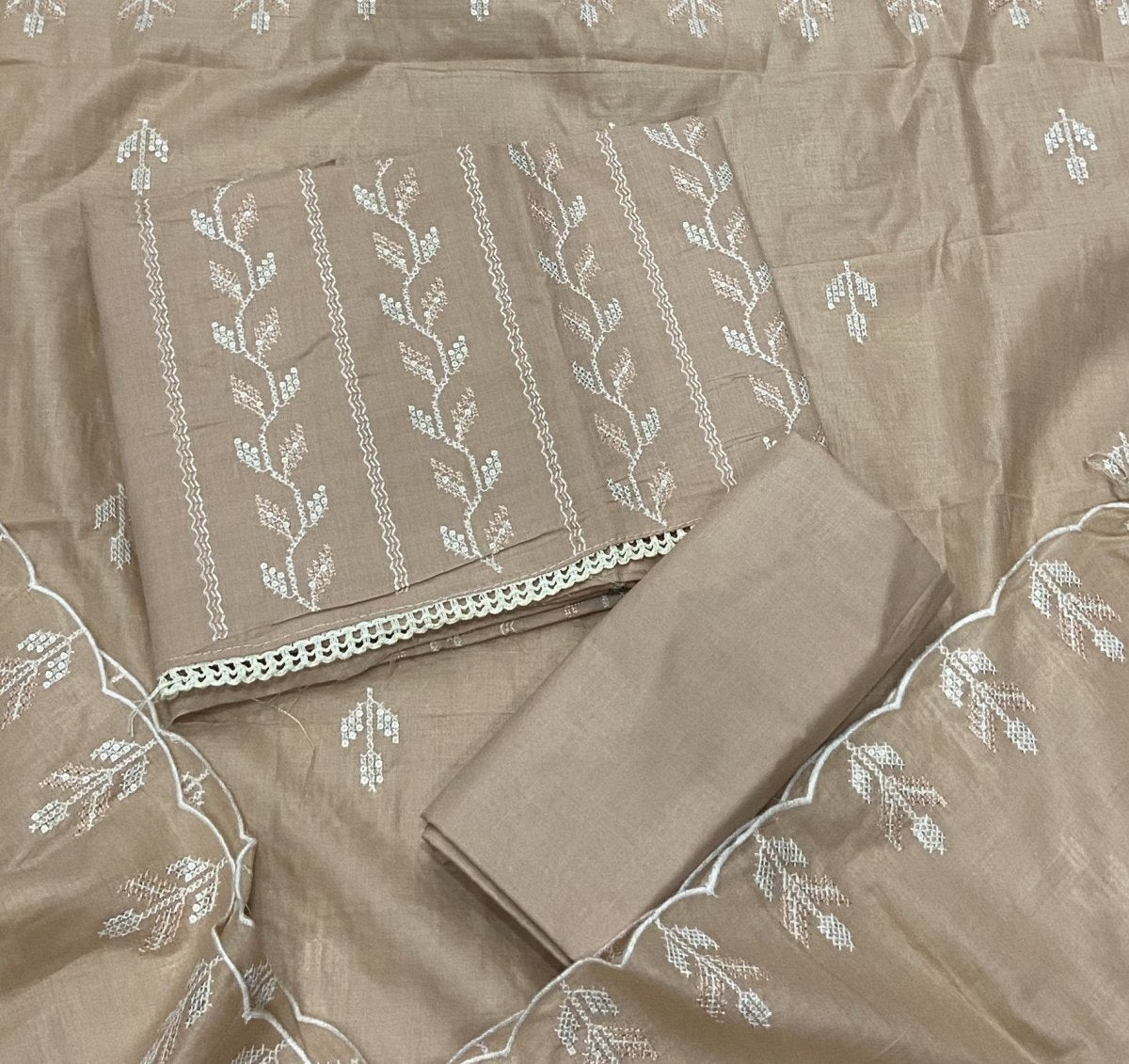 Premium Chikankari Pure Cotton Suit Set - Yanchi