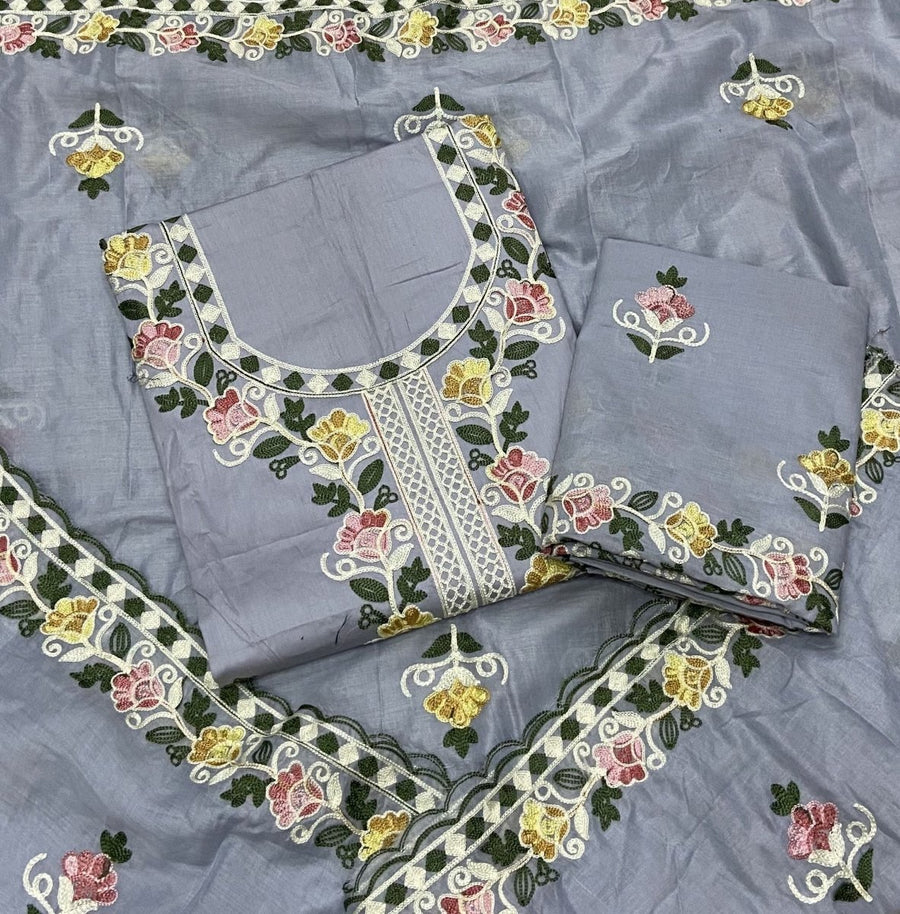 Premium Chikankari Pure Cotton Suit Set - Yanchi