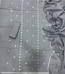 Premium Chikankari Pure Cotton Suit Set - Yanchi