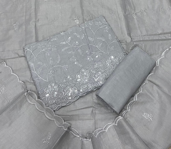 Premium Chikankari Pure Cotton Suit Set - Yanchi