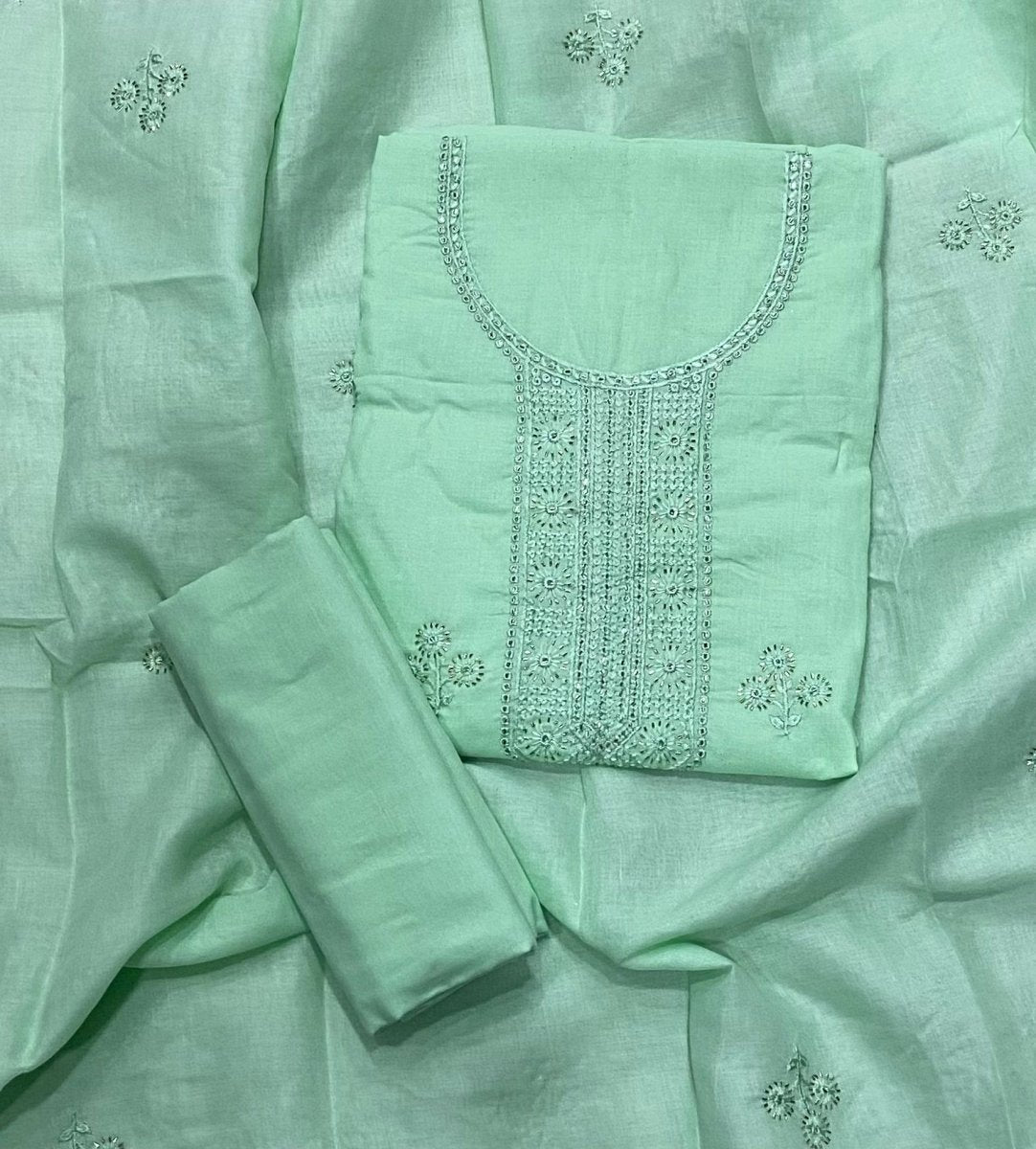 Premium Chikankari Pure Cotton Suit Set - Yanchi