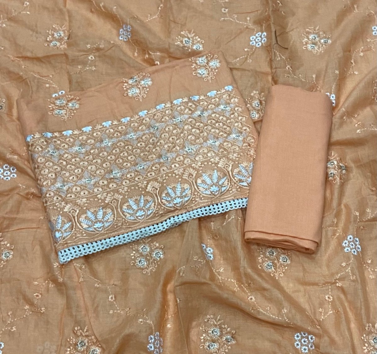 Premium Chikankari Pure Cotton Suit Set - Yanchi