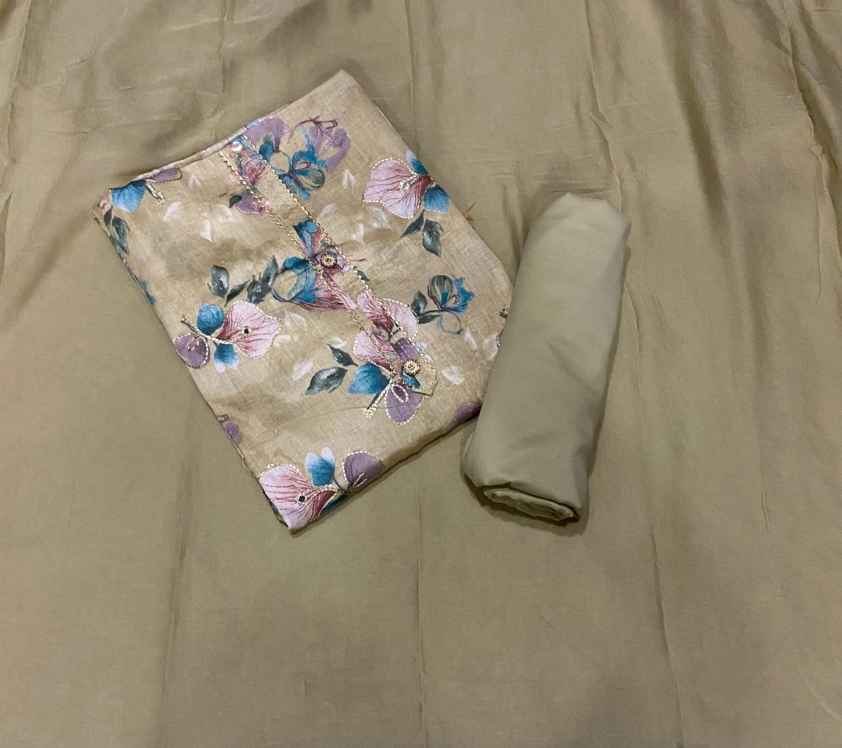 Premium Elegant Muslin Silk Suit Set - Yanchi