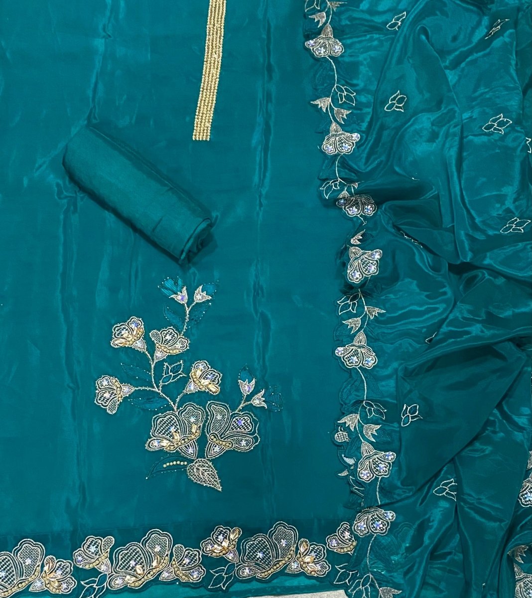 Premium Glass Organza Suit Set with Pearl & Zari Thread Work(Heavy Cutwork Dupatta) - Yanchi