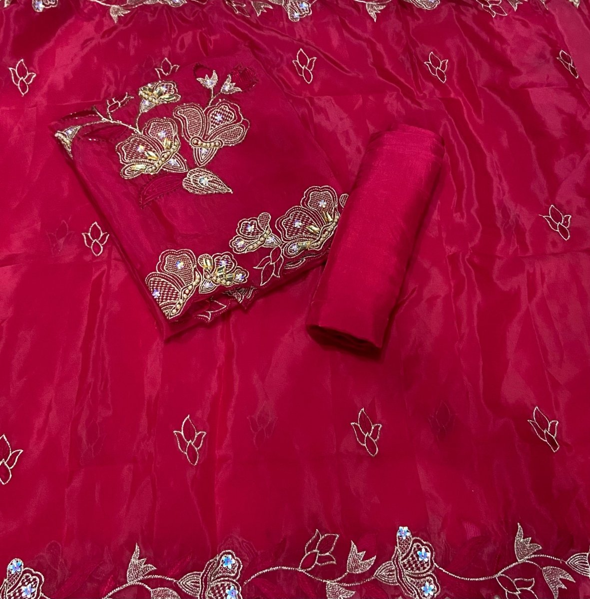 Premium Glass Organza Suit Set with Pearl & Zari Thread Work(Heavy Cutwork Dupatta) - Yanchi