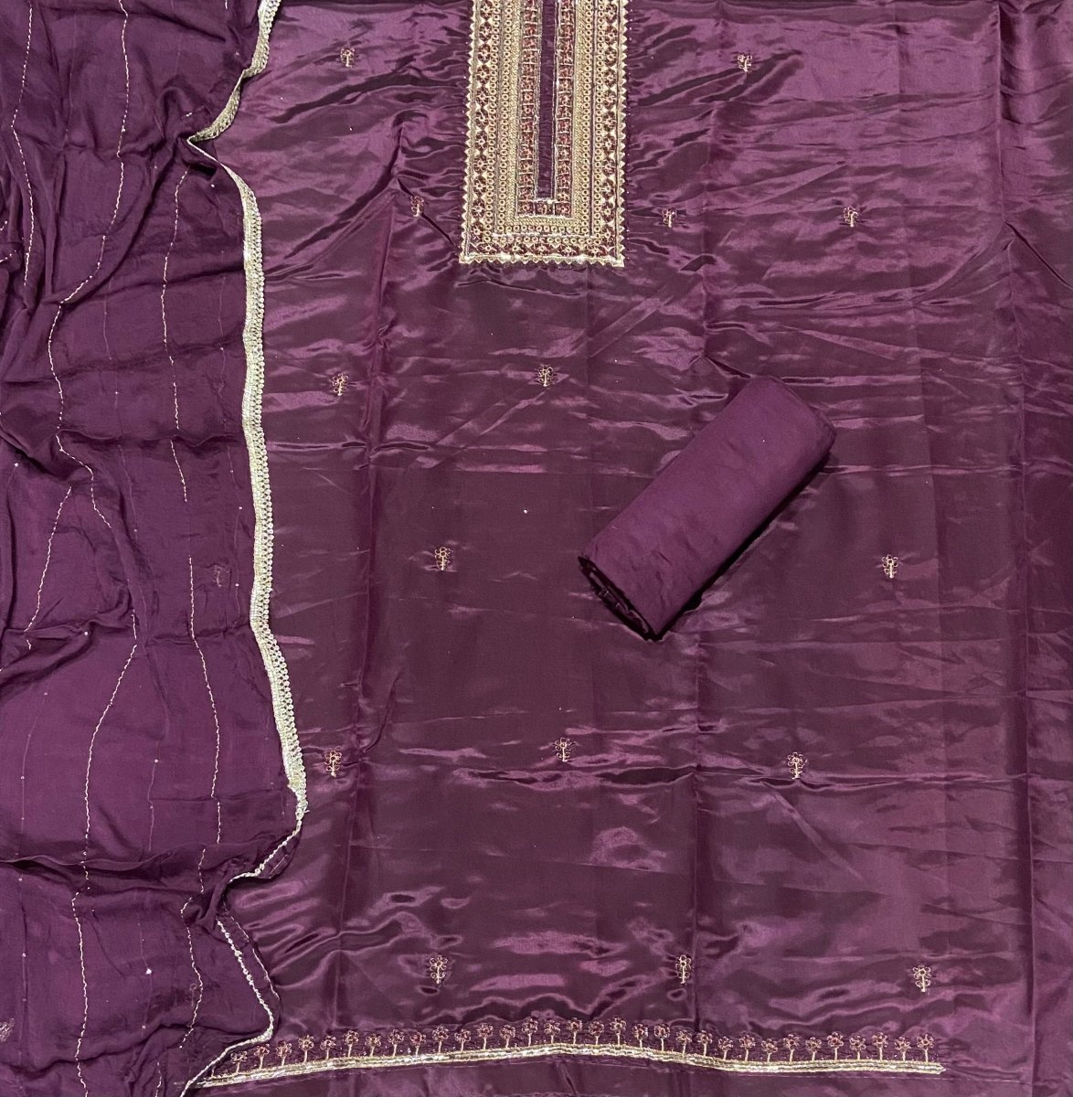 Premium Glass Organza Suit Set with Zari & Cutdana Work - Yanchi