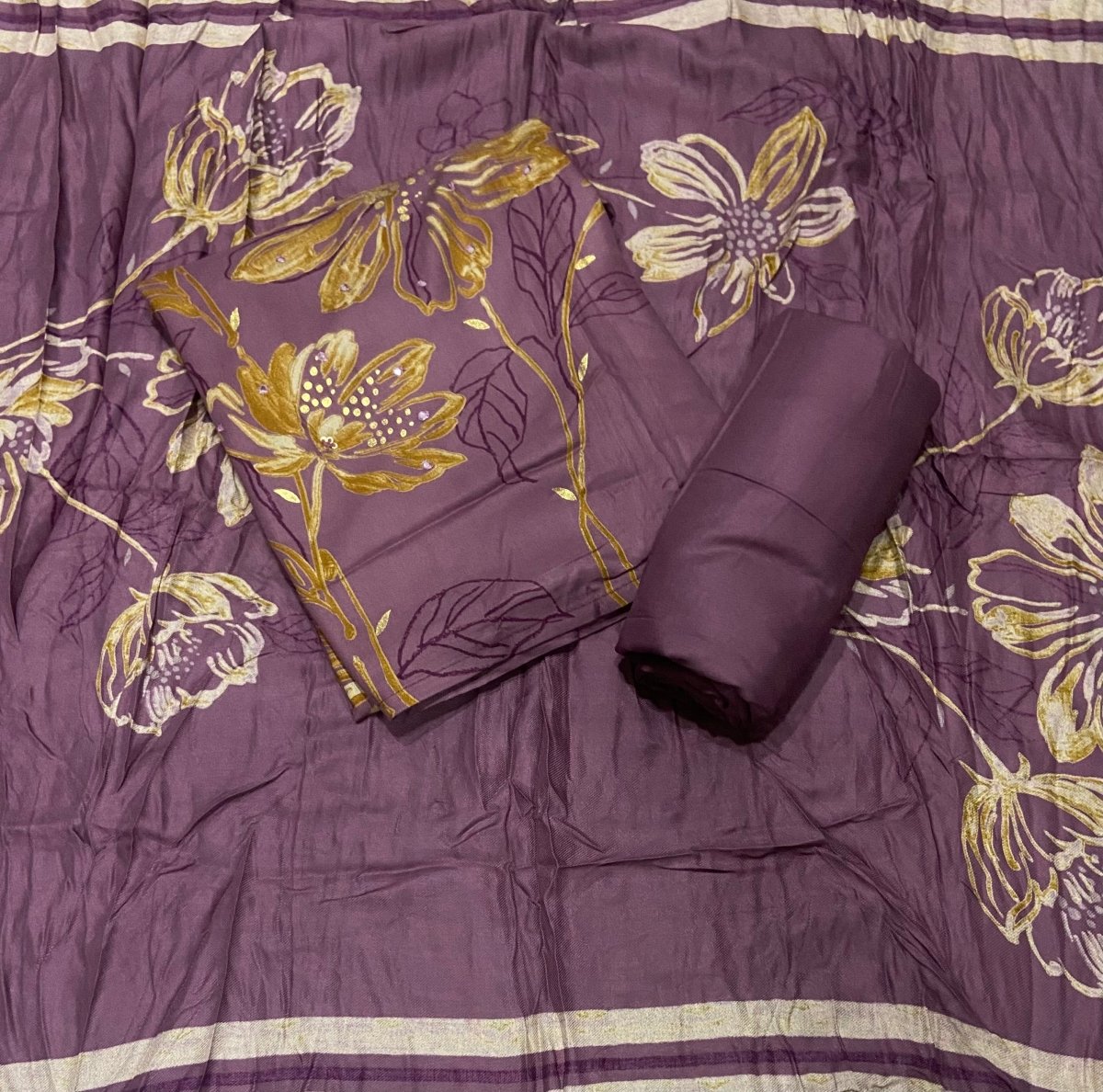 Premium Winter Pashmina Digital Print Suit Set with Hand Embroidery - Yanchi