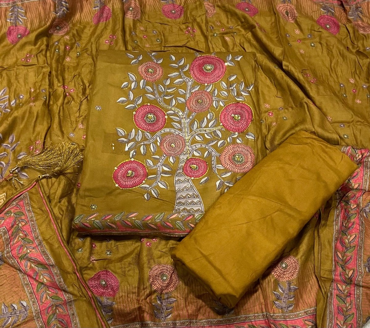 Premium Winter Pashmina Digital Print Suit Set with mirror Work(150vol) - Yanchi