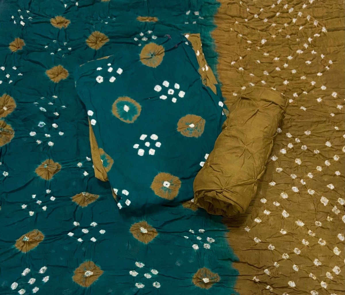 Pure Bandhej Cambric Cotton Suit Set - Yanchi