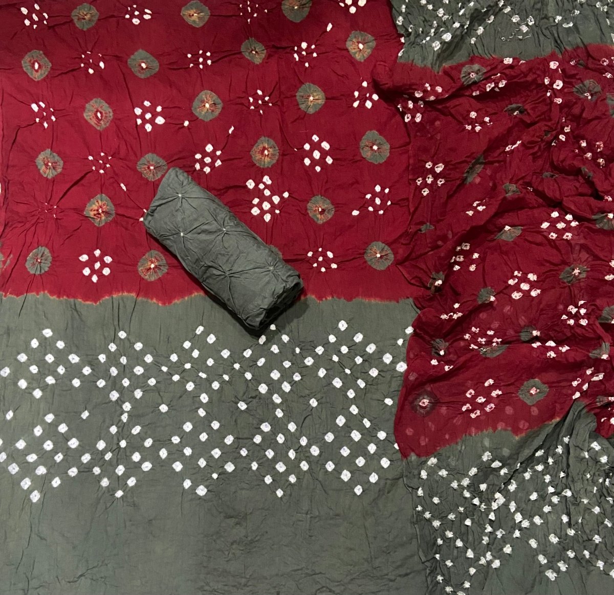 Pure Bandhej Cambric Cotton Suit Set - Yanchi