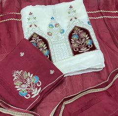 Pure Organza Suit Set with Cutdana & sequence Work - Yanchi